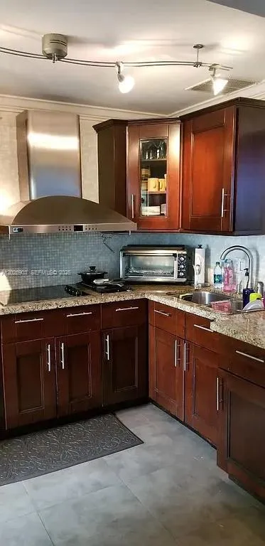 8962 Collins Ave # 1, Surfside FL 33154