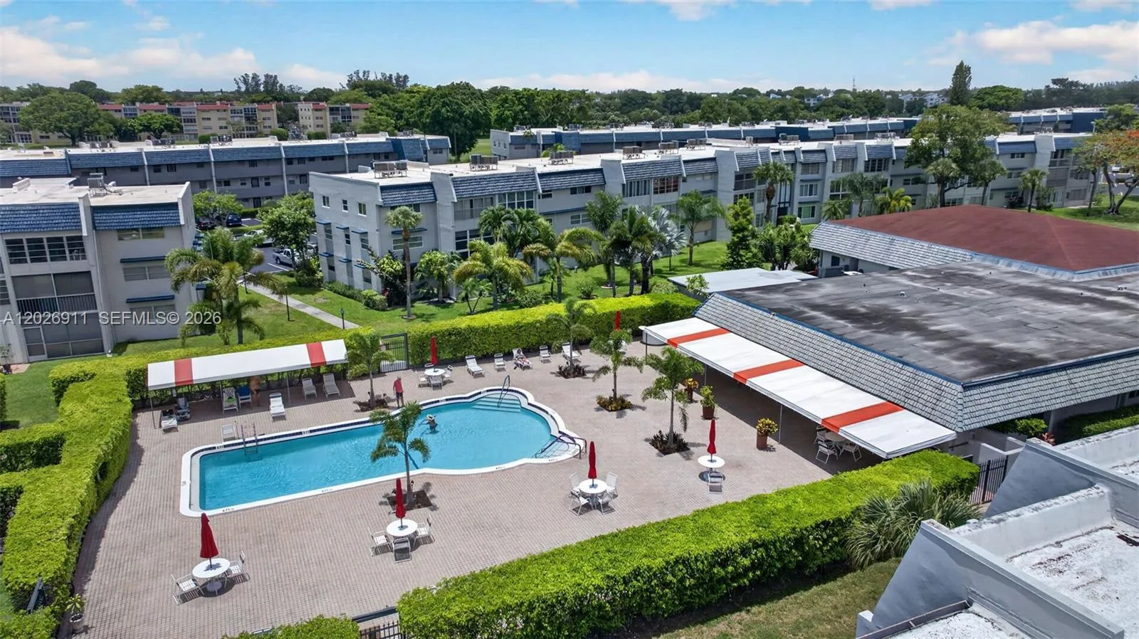 7807 Golf Cir Drive # 207, Margate FL 33063