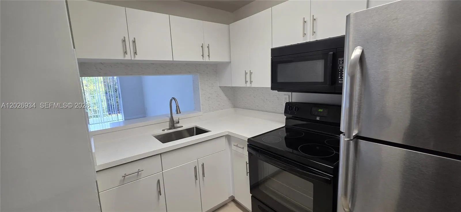 492 NW 165th St Rd # 511, Miami FL 33169