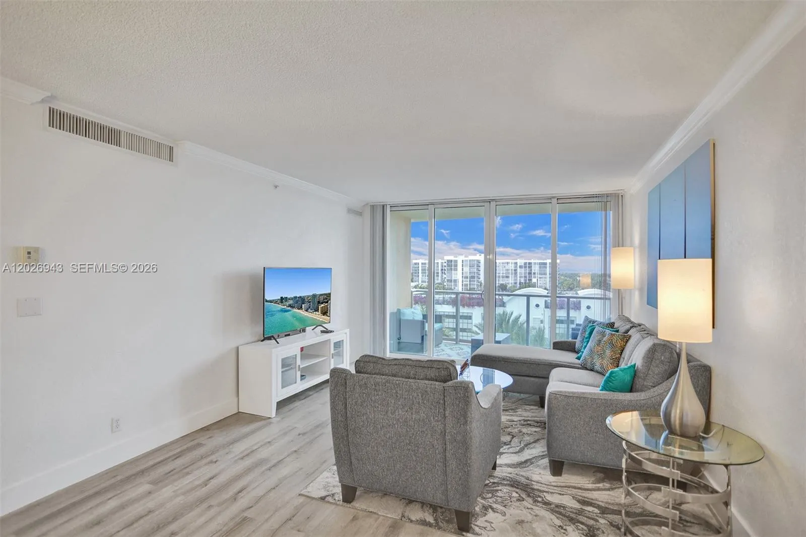 2501 S Ocean Dr, Hollywood FL 33019