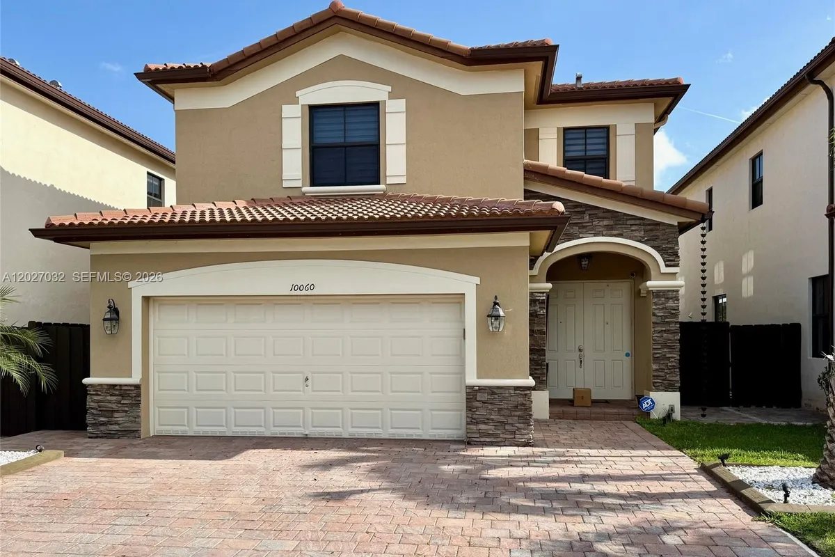 10060 NW 86th Ter, Doral FL 33178