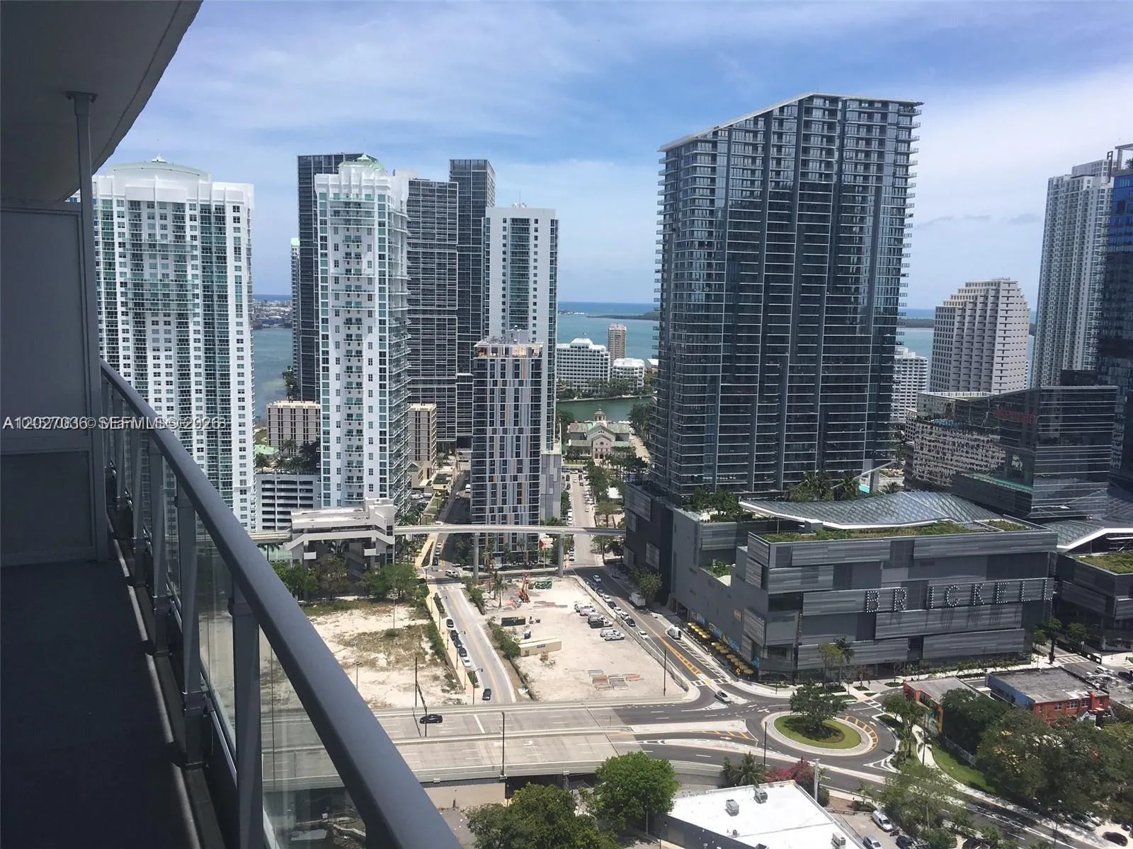 92 SW 3rd St # 3404, Miami FL 33130