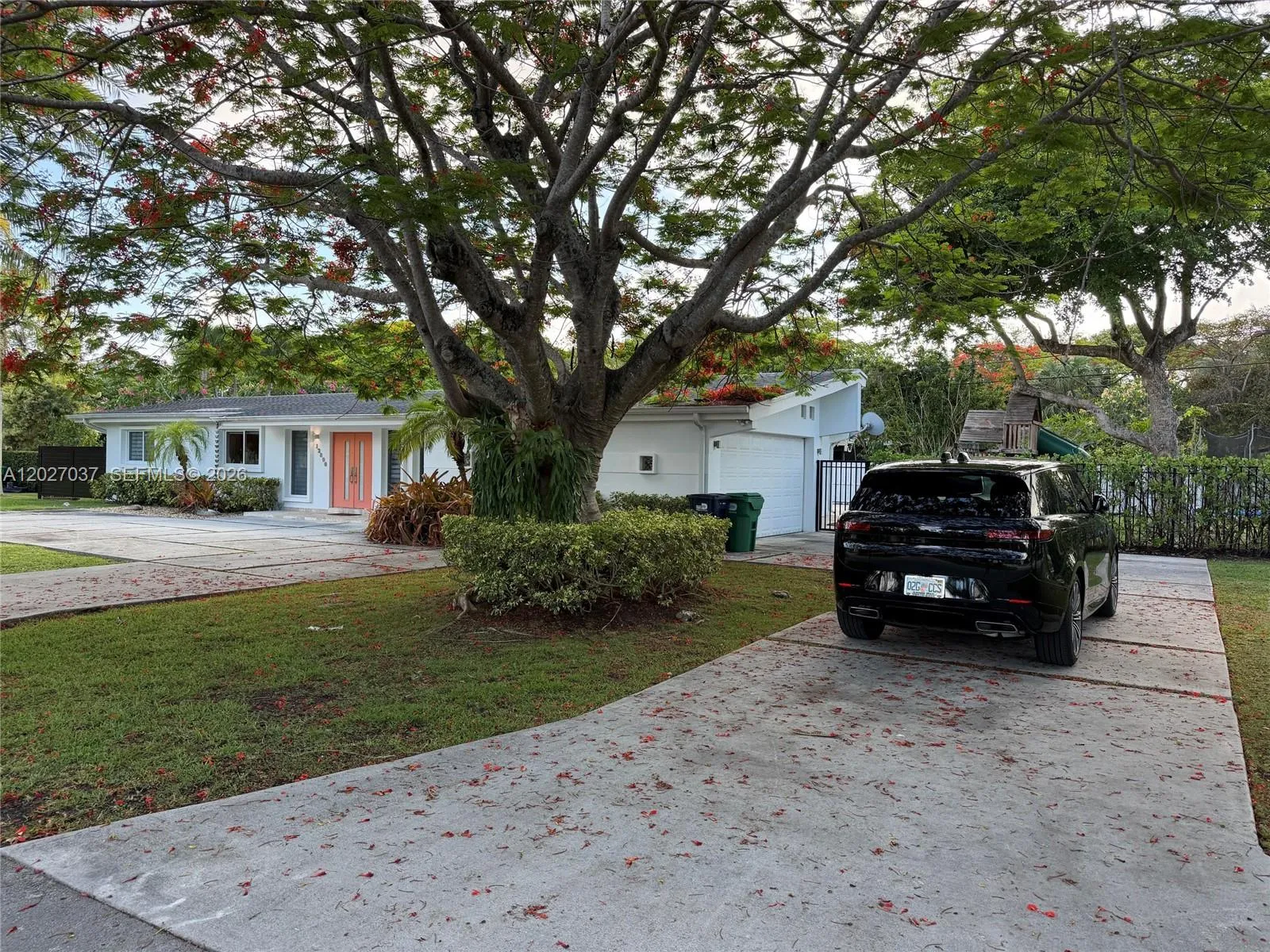 12800 SW 82nd Ct, Pinecrest FL 33156