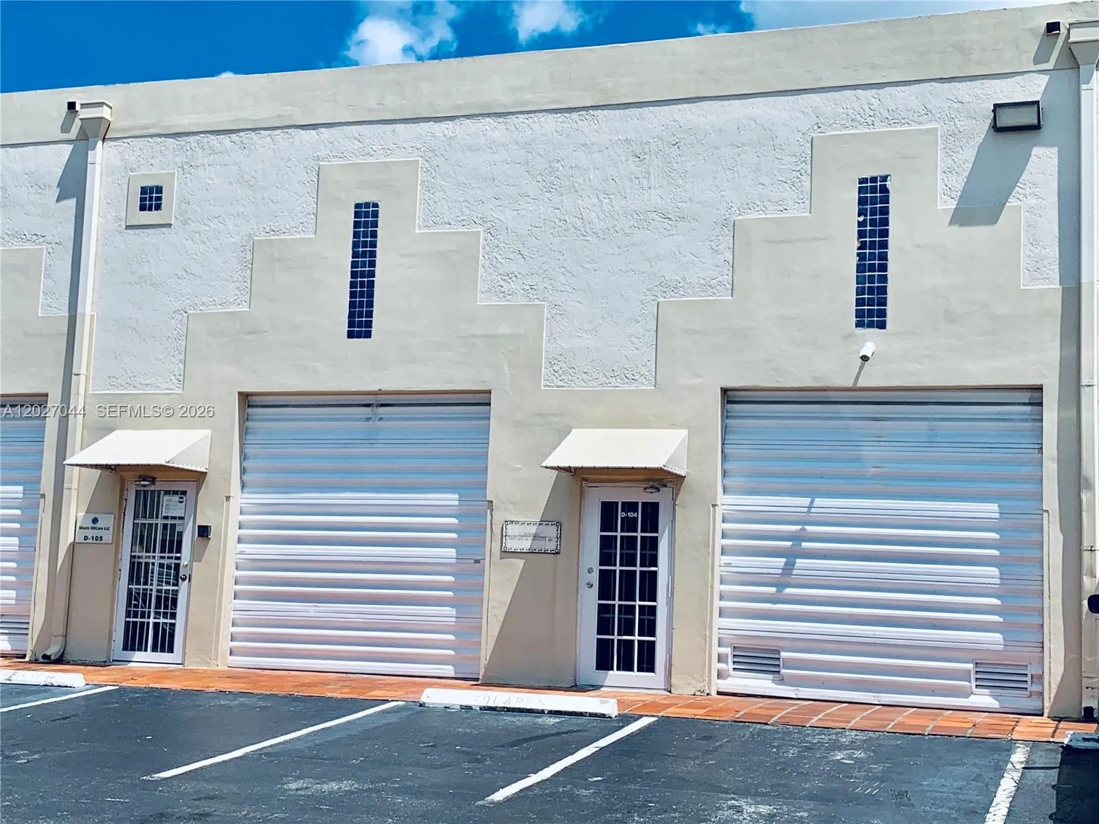 10421 NW 28 ST # 104, FL 33172