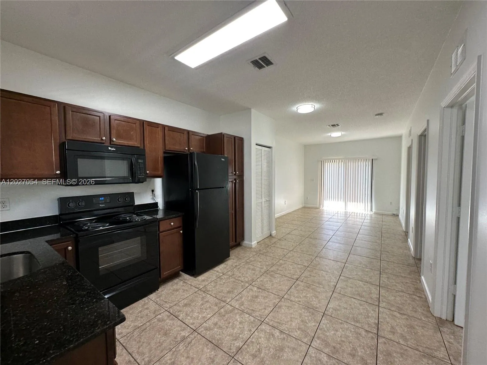 1035 NE 10th Ave # 1, Fort Lauderdale FL 33304