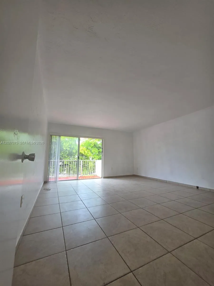 1175 Normandy Dr # 3B, Miami Beach FL 33141
