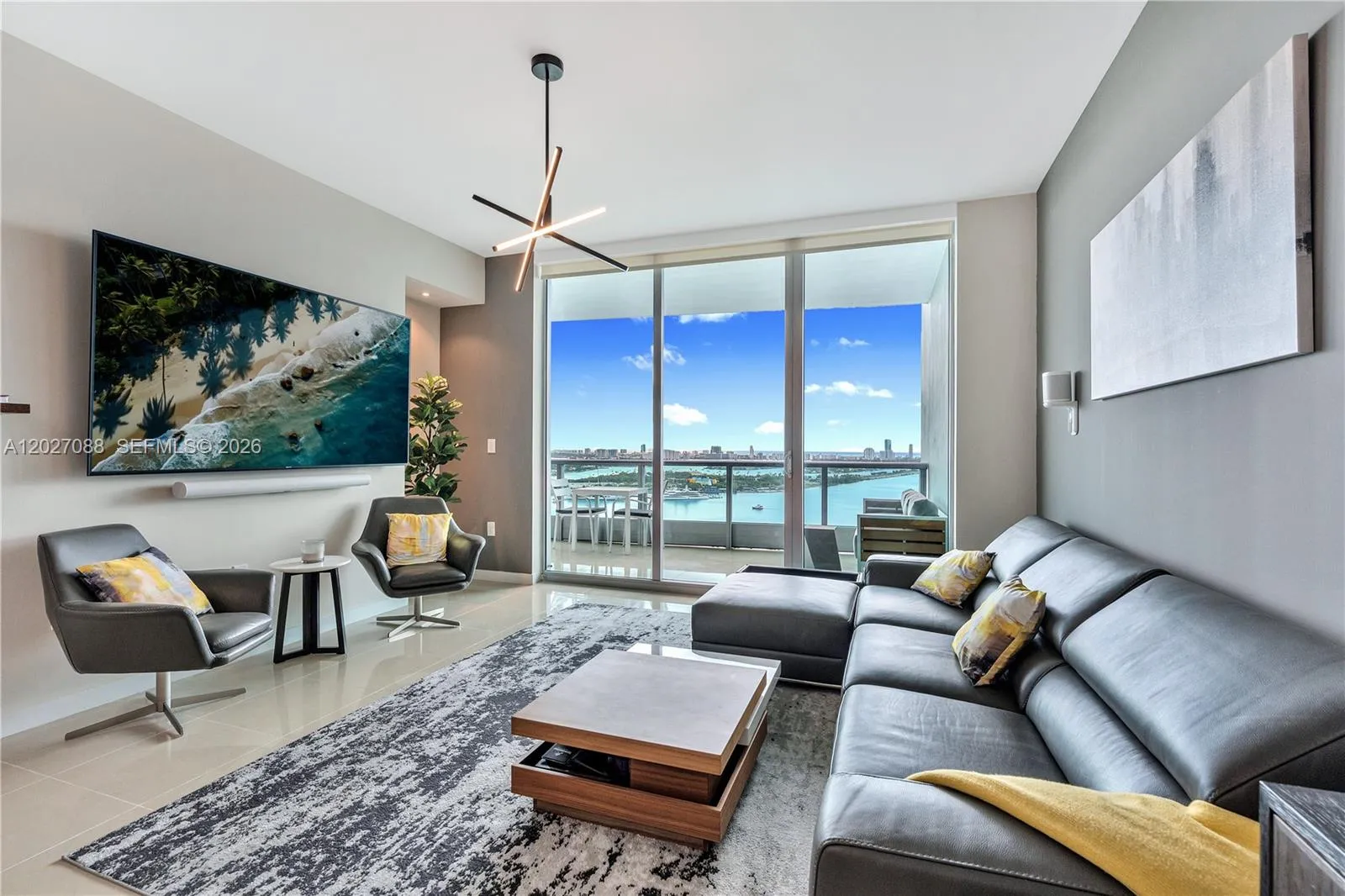 900 Biscayne Blvd # 3109, Miami FL 33132