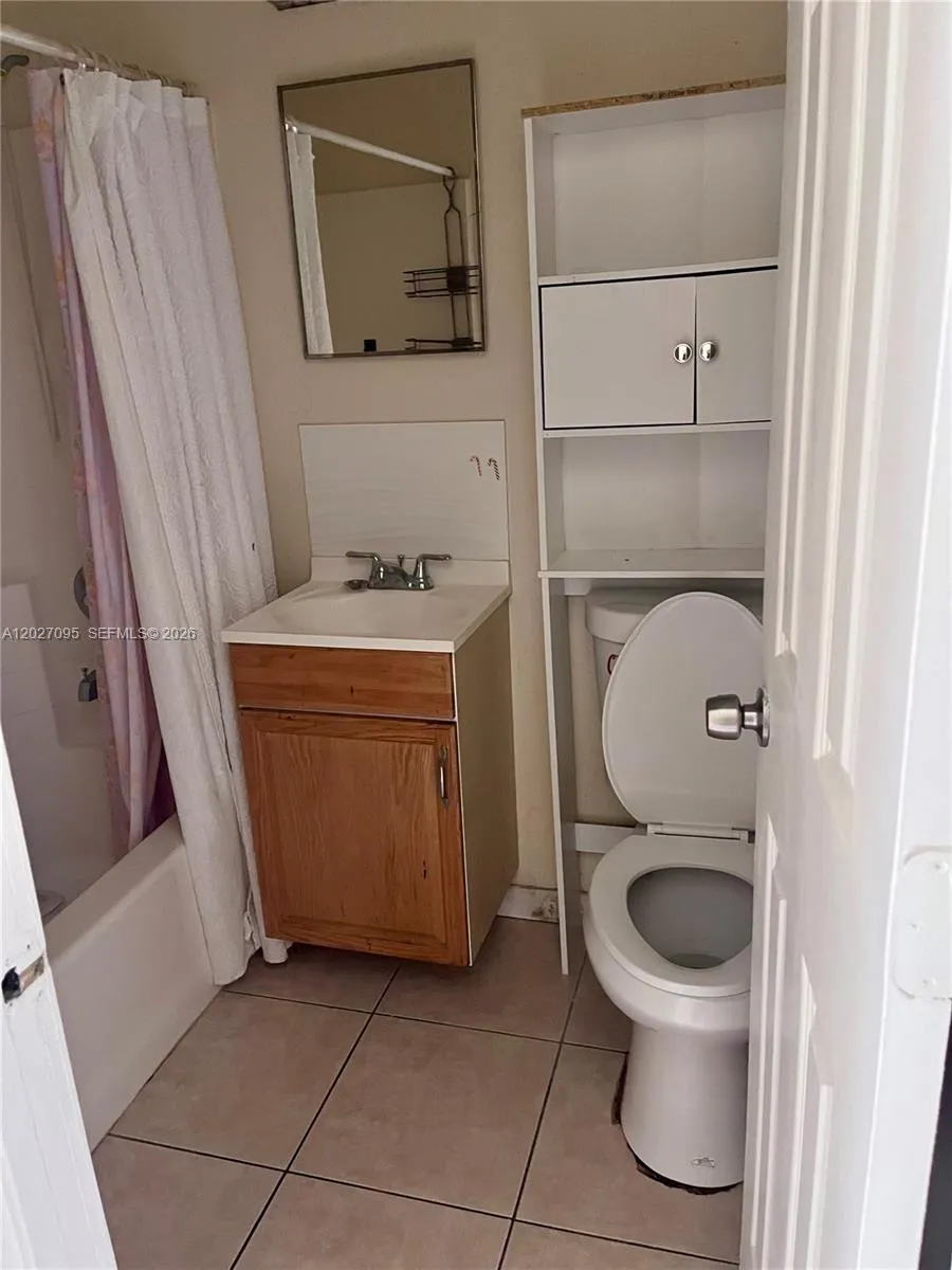 109 NW 14th Way # 3, Dania Beach FL 33004