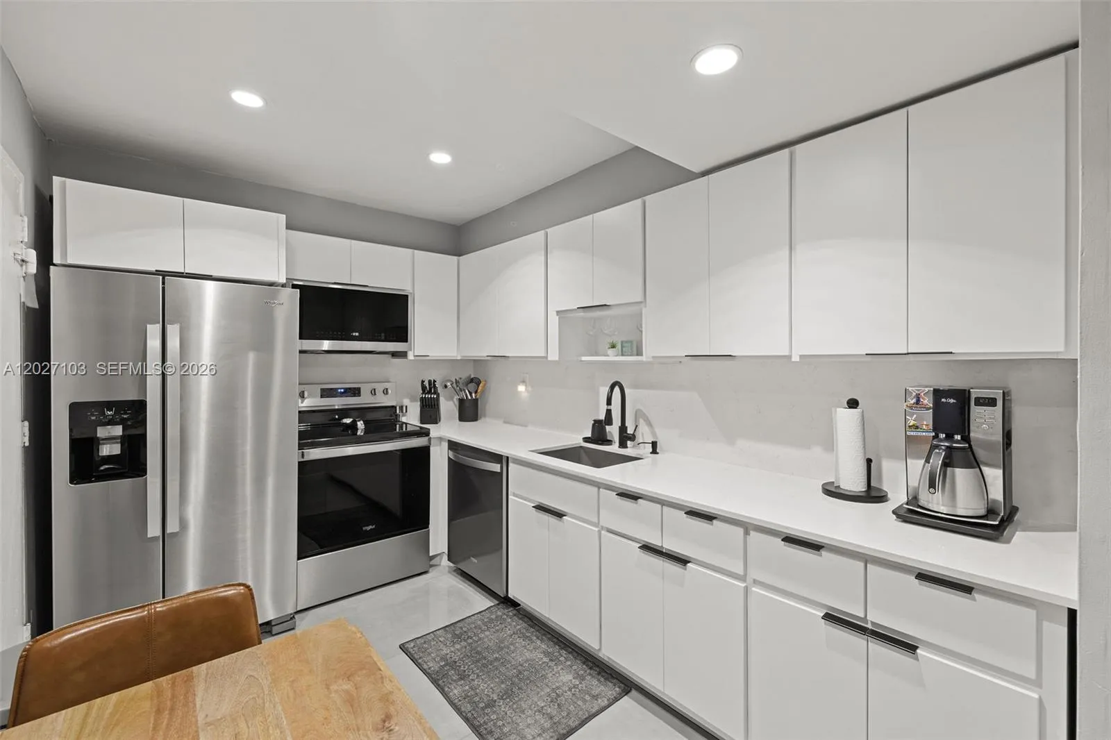 5001 Collins Ave # 1E, Miami Beach FL 33140