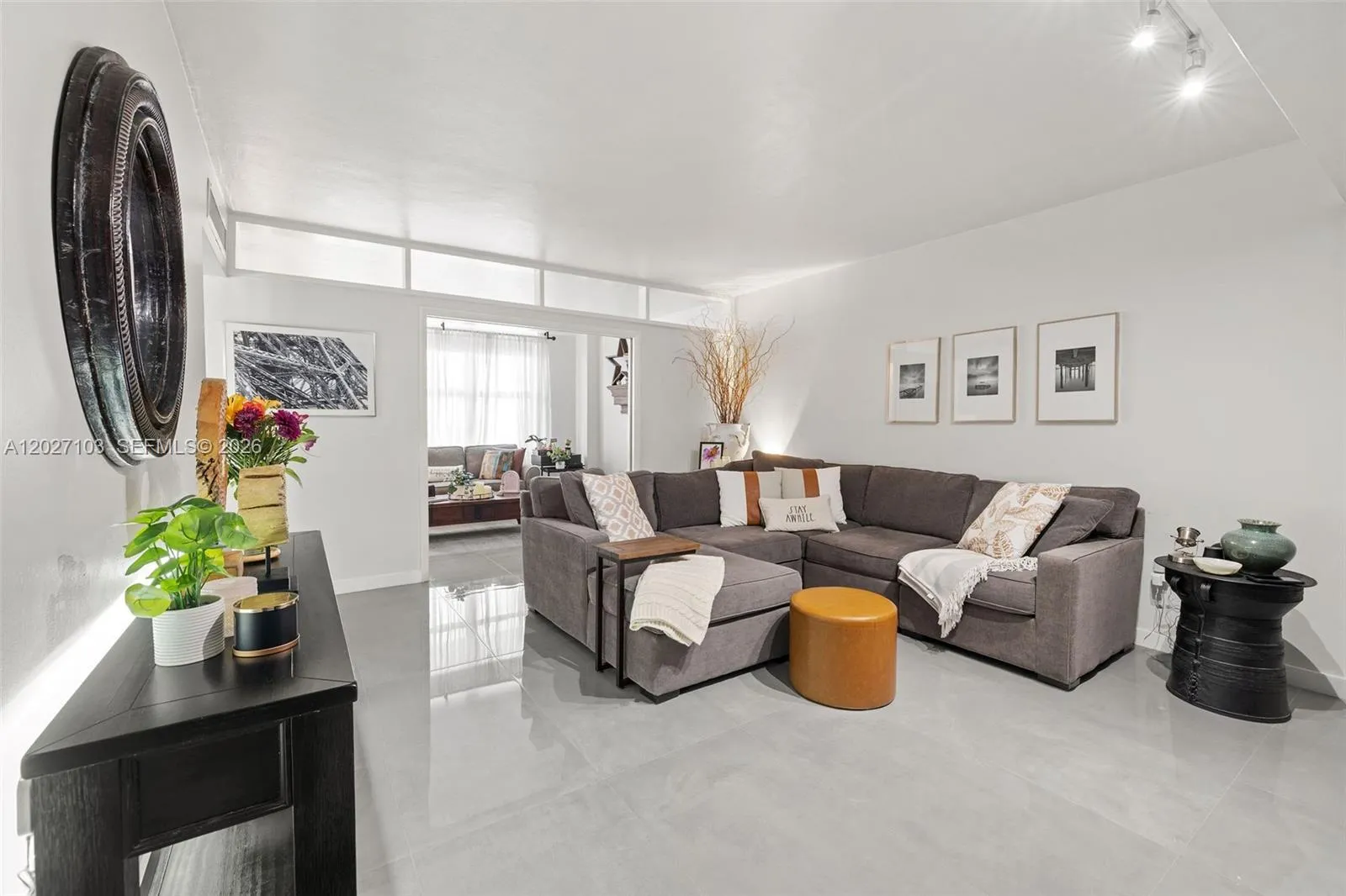 5001 Collins Ave # 1E, Miami Beach FL 33140