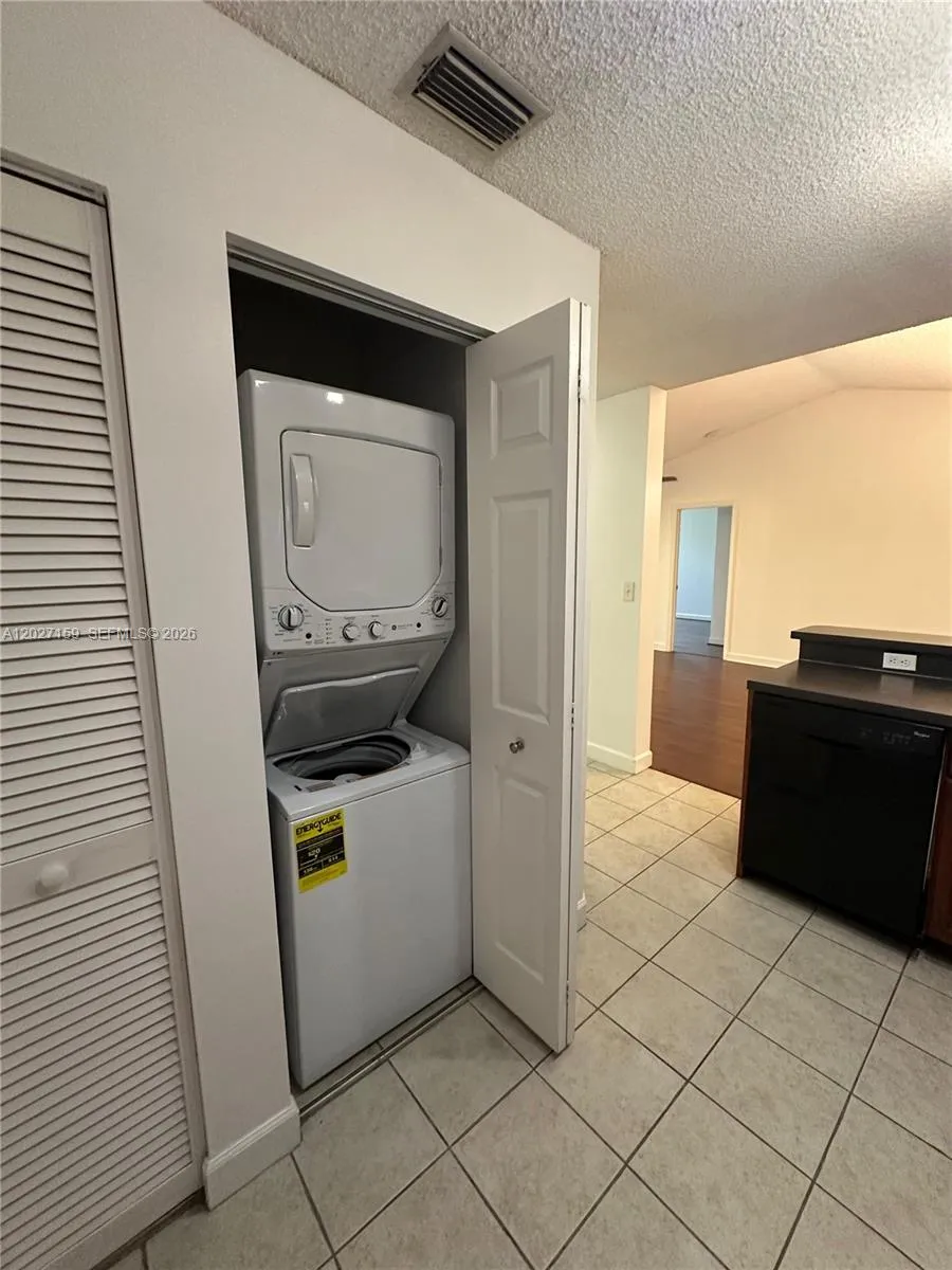 10161 W Sunrise Boulevard # 305, Plantation FL 33322