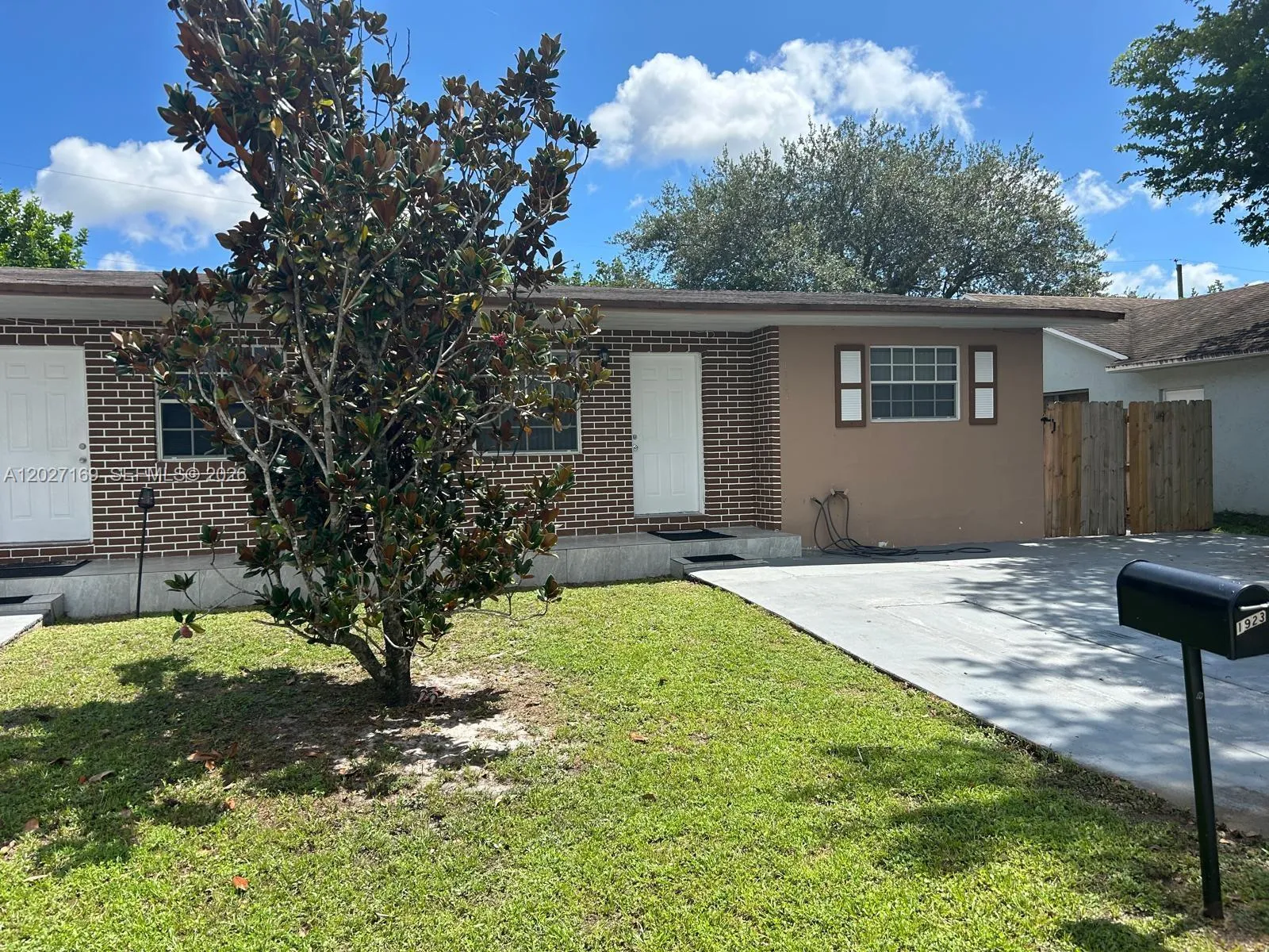 1923 SW 99th Ter, Miramar FL 33025