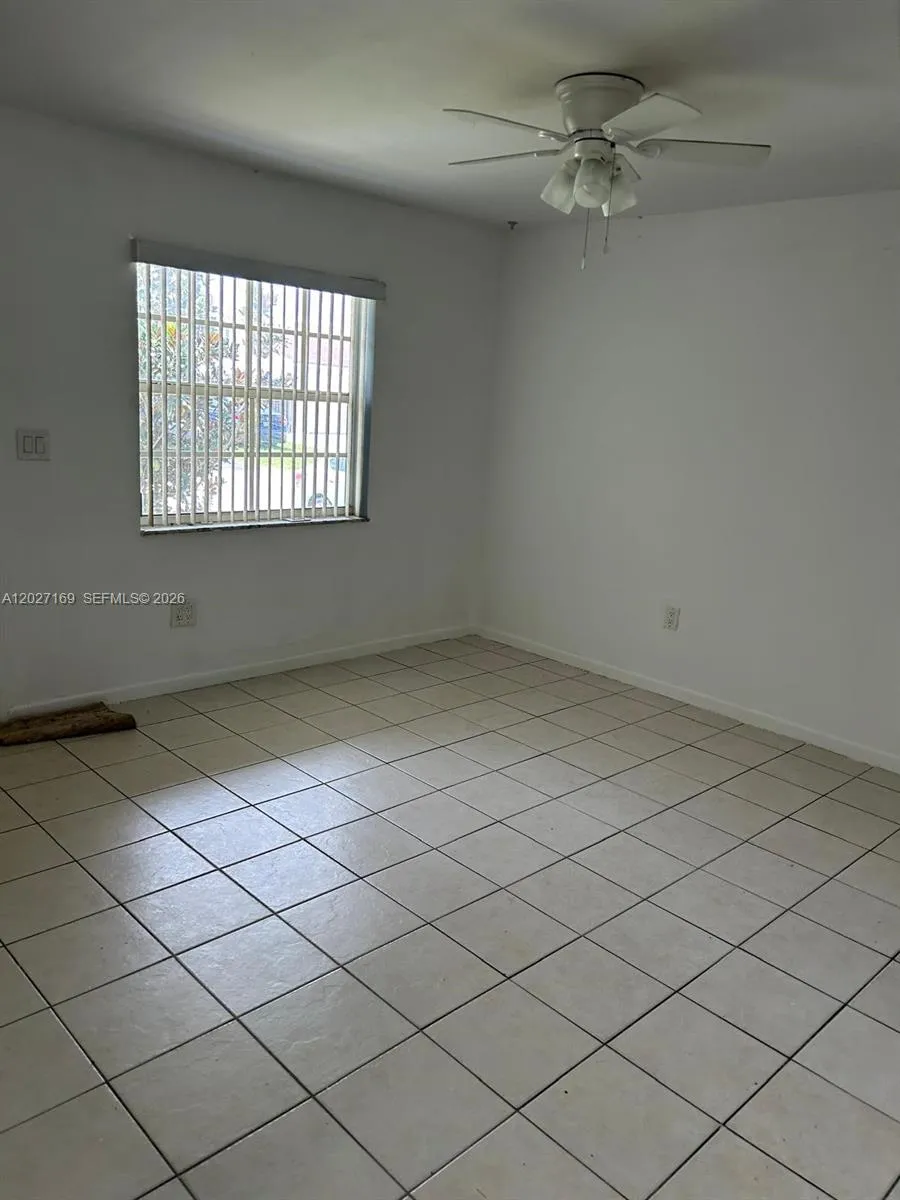 1923 SW 99th Ter, Miramar FL 33025