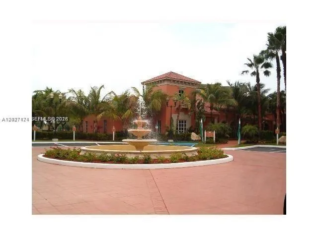 8215 Lake Dr # 105, Doral FL 33166
