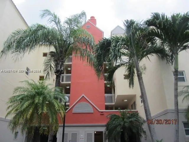 8215 Lake Dr # 105, Doral FL 33166