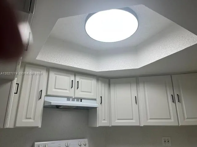 8215 Lake Dr # 105, Doral FL 33166