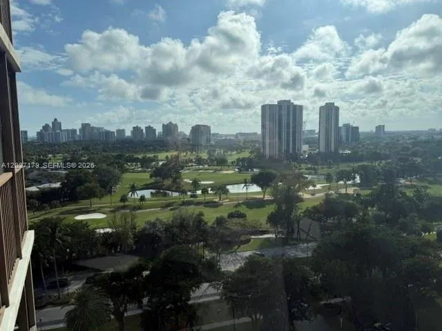 3 bedroom 2 bath for sale at 3375 N Country Club Dr # 1409, Aventura FL 33180