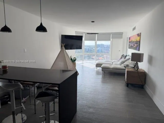3375 N Country Club Dr # 1409, Aventura FL 33180