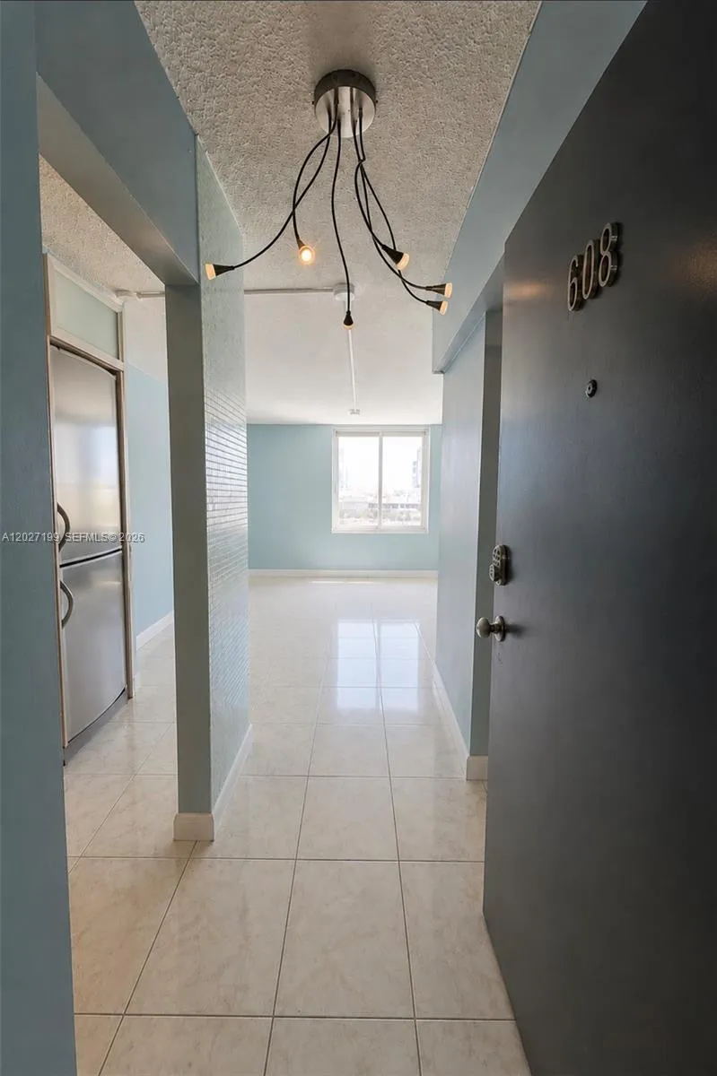 1255 Collins Ave # 608, Miami Beach FL 33139