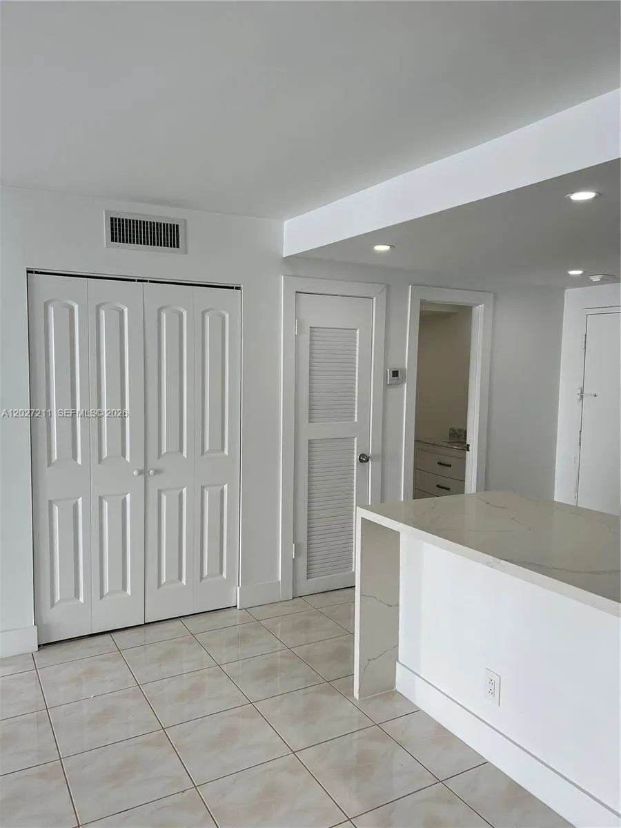 16710 NE 9th Ave # 409, North Miami Beach FL 33162