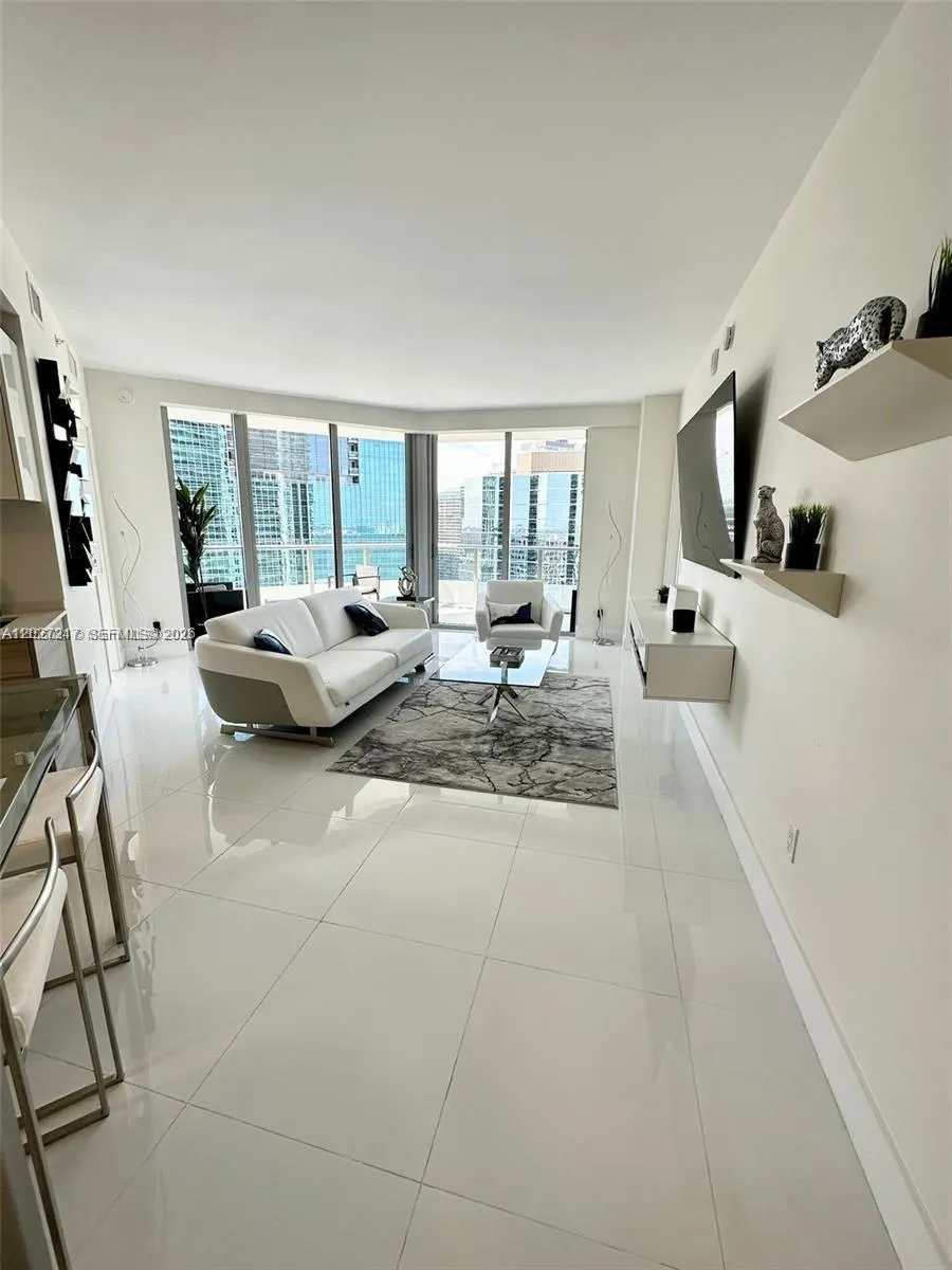 1300 Brickell Bay Dr # 3101, Miami FL 33131