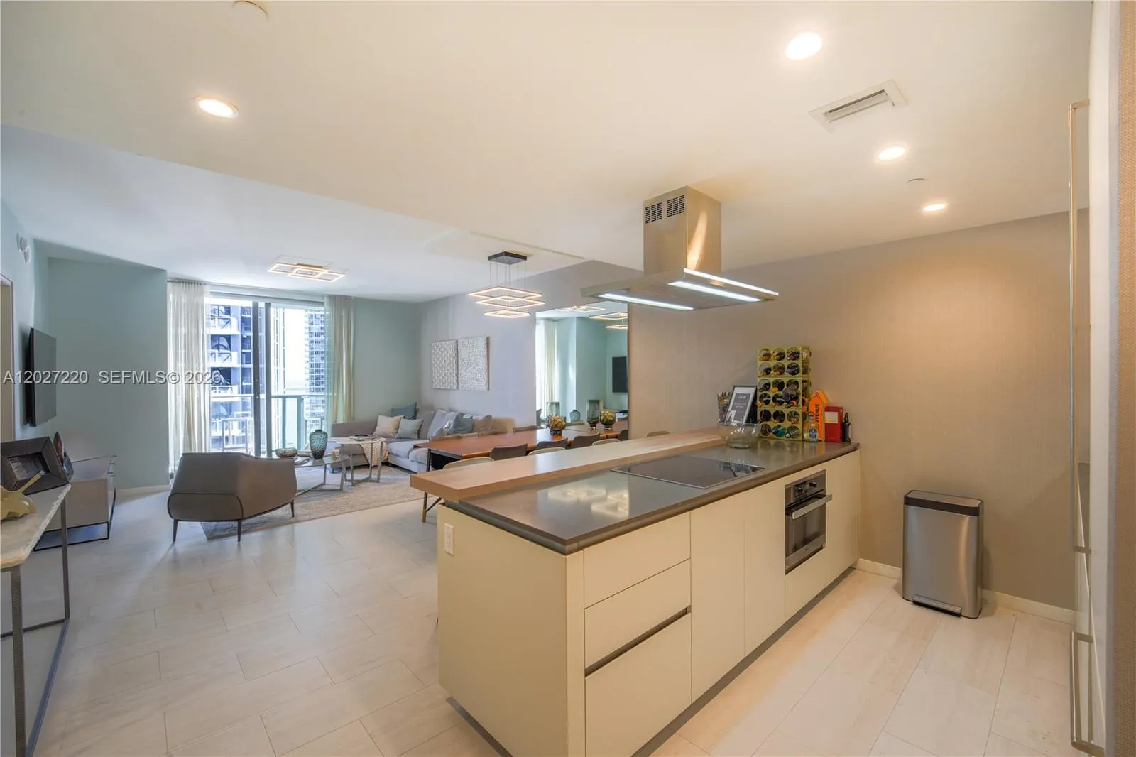 1000 Brickell Plz # 3705, Miami FL 33131