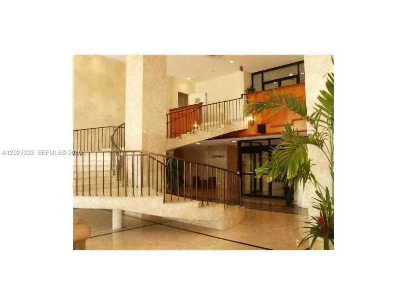 5601 Collins Ave # 1121, Miami Beach FL 33140