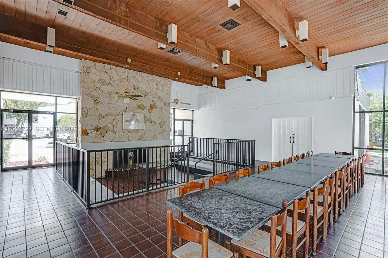 19200 NE 25th Ave # 322C, Miami FL 33180