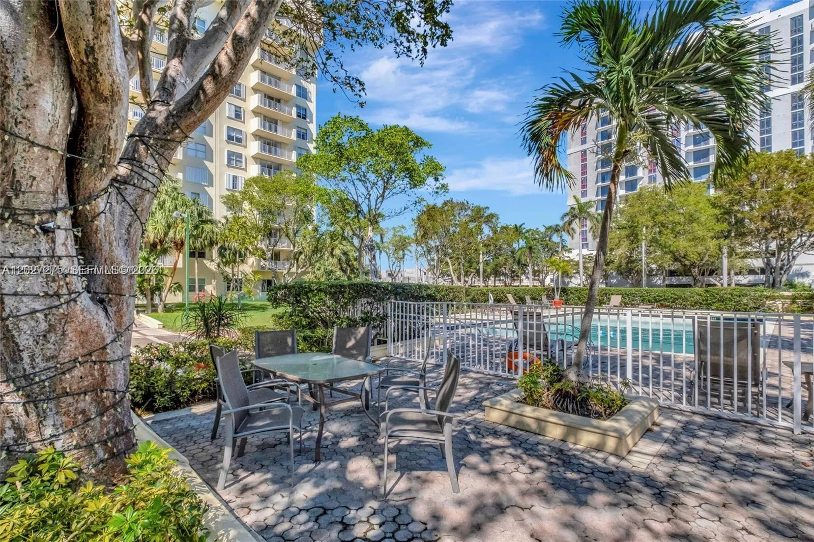 11111 Biscayne Blvd # 8F, Miami FL 33181