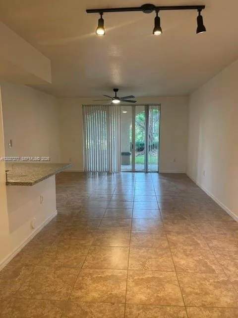 2560 Centergate Dr # 102, Miramar FL 33025