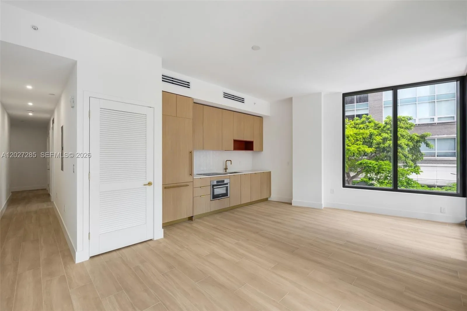 90 NE 32nd St # 212, Miami FL 33127
