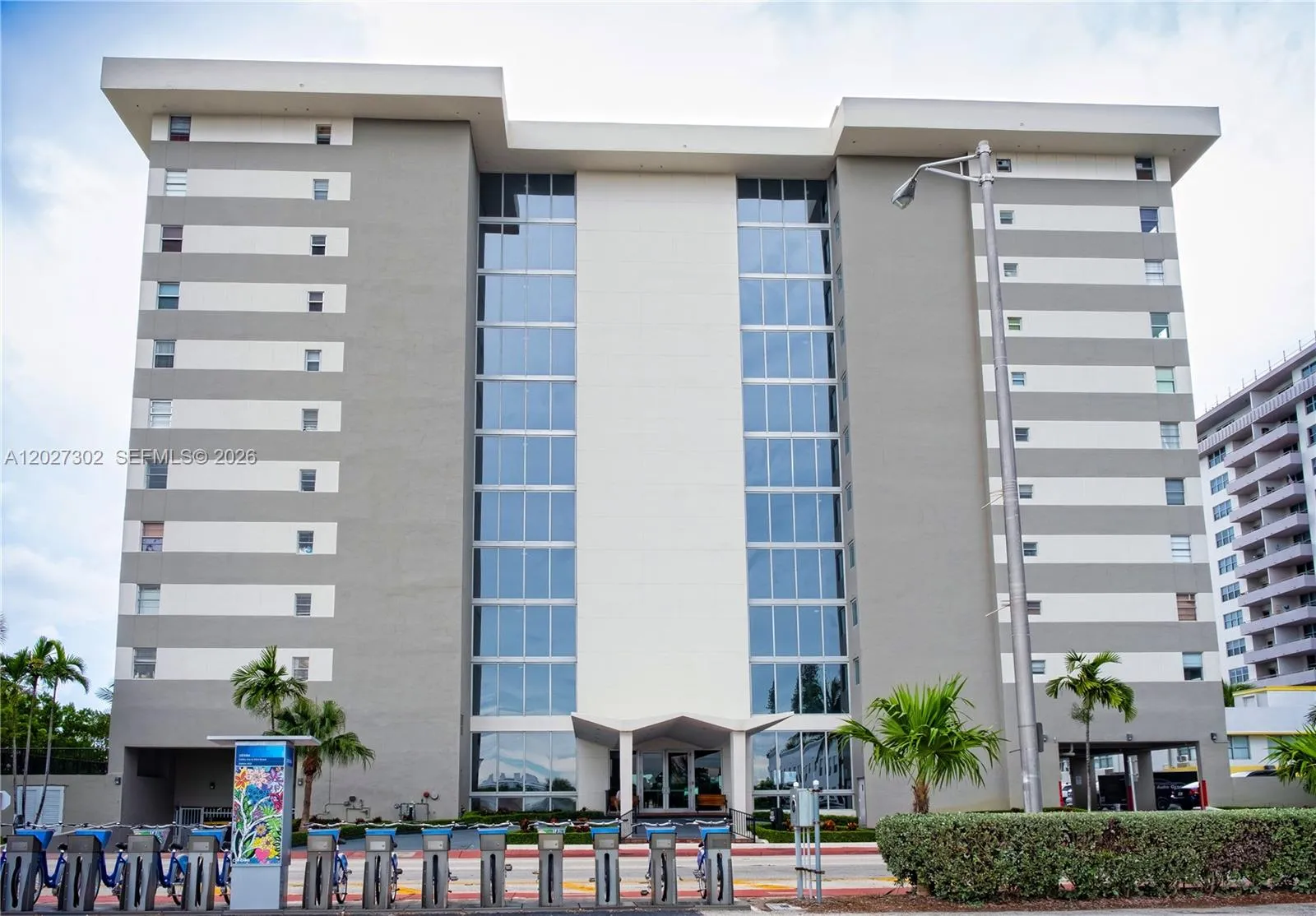 9273 Collins Ave # 506, Surfside FL 33154