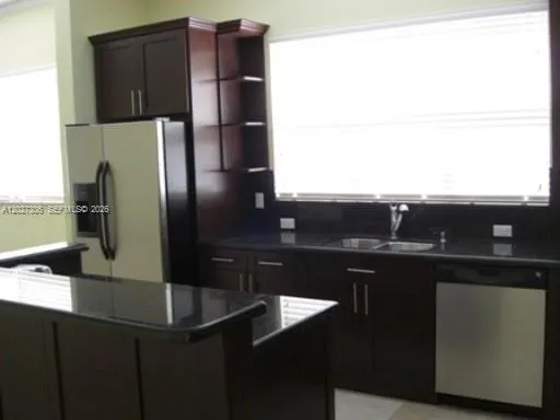1236 NE 14th Ave, Fort Lauderdale FL 33304