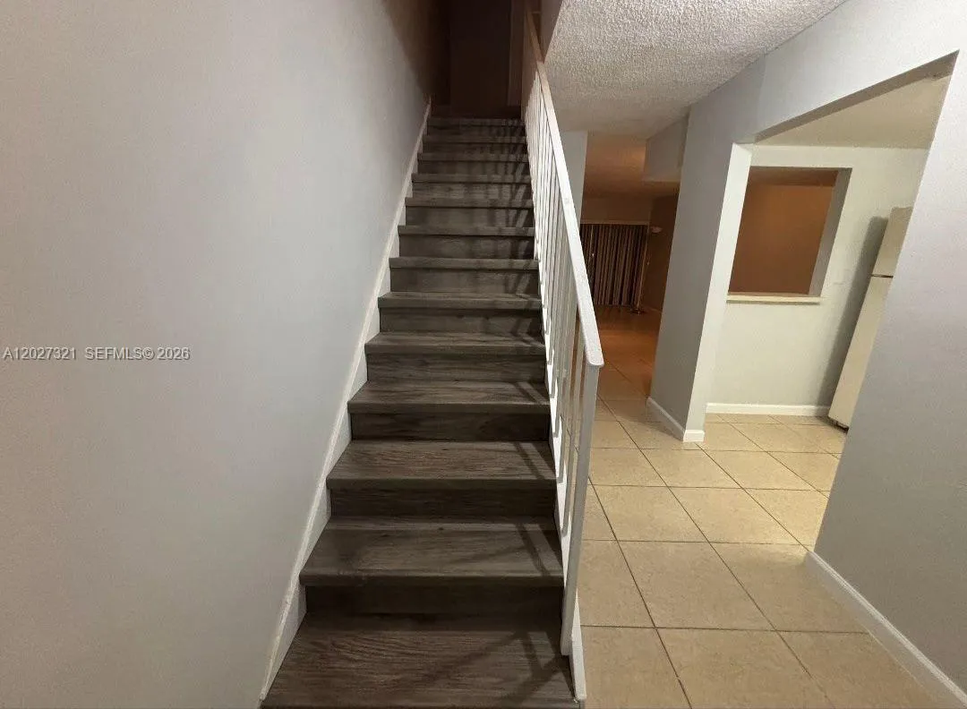 9373 Fontainebleau Blvd # K232, Miami FL 33172