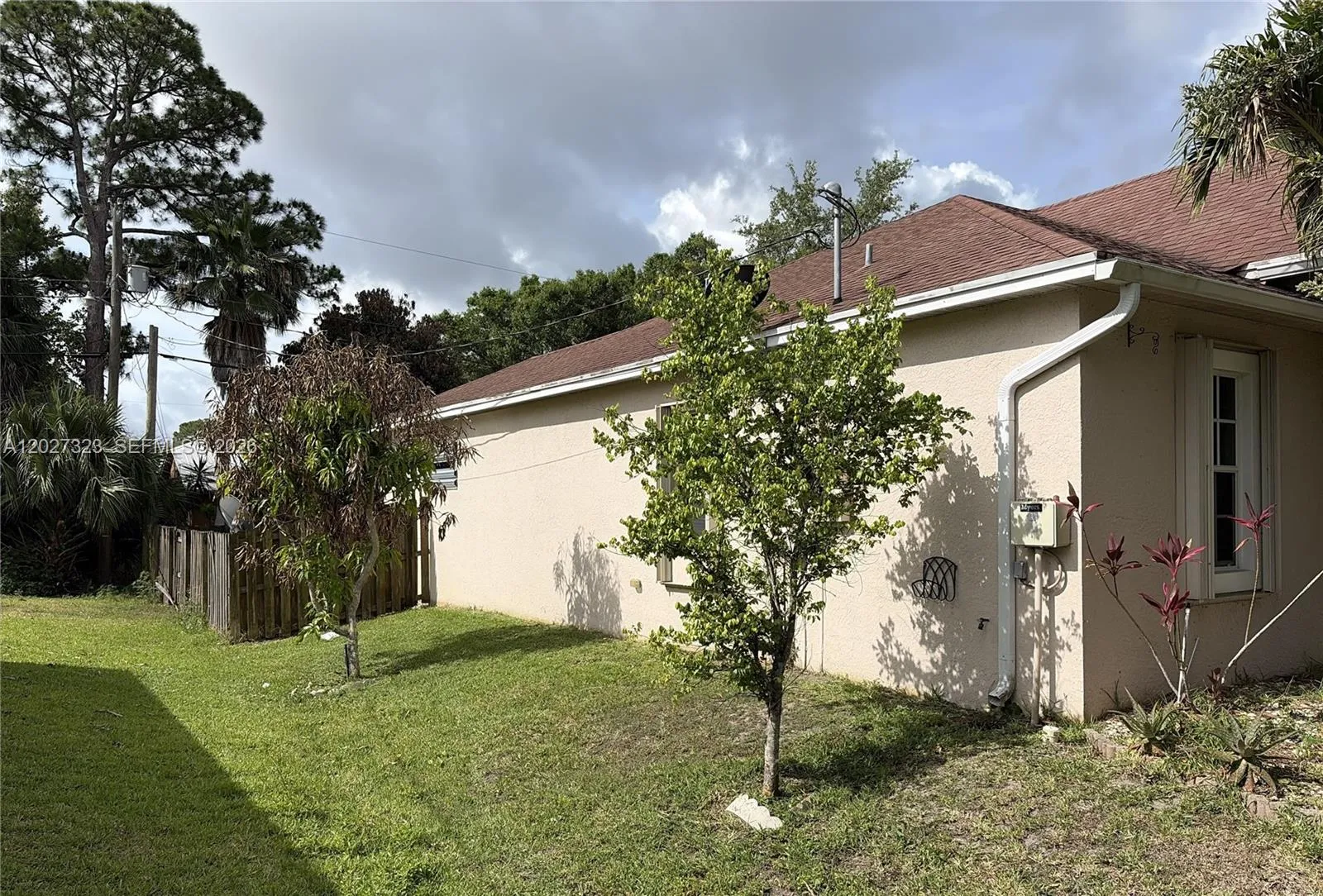 1420 NW Dimperio Ave, Port St. Lucie FL 34953