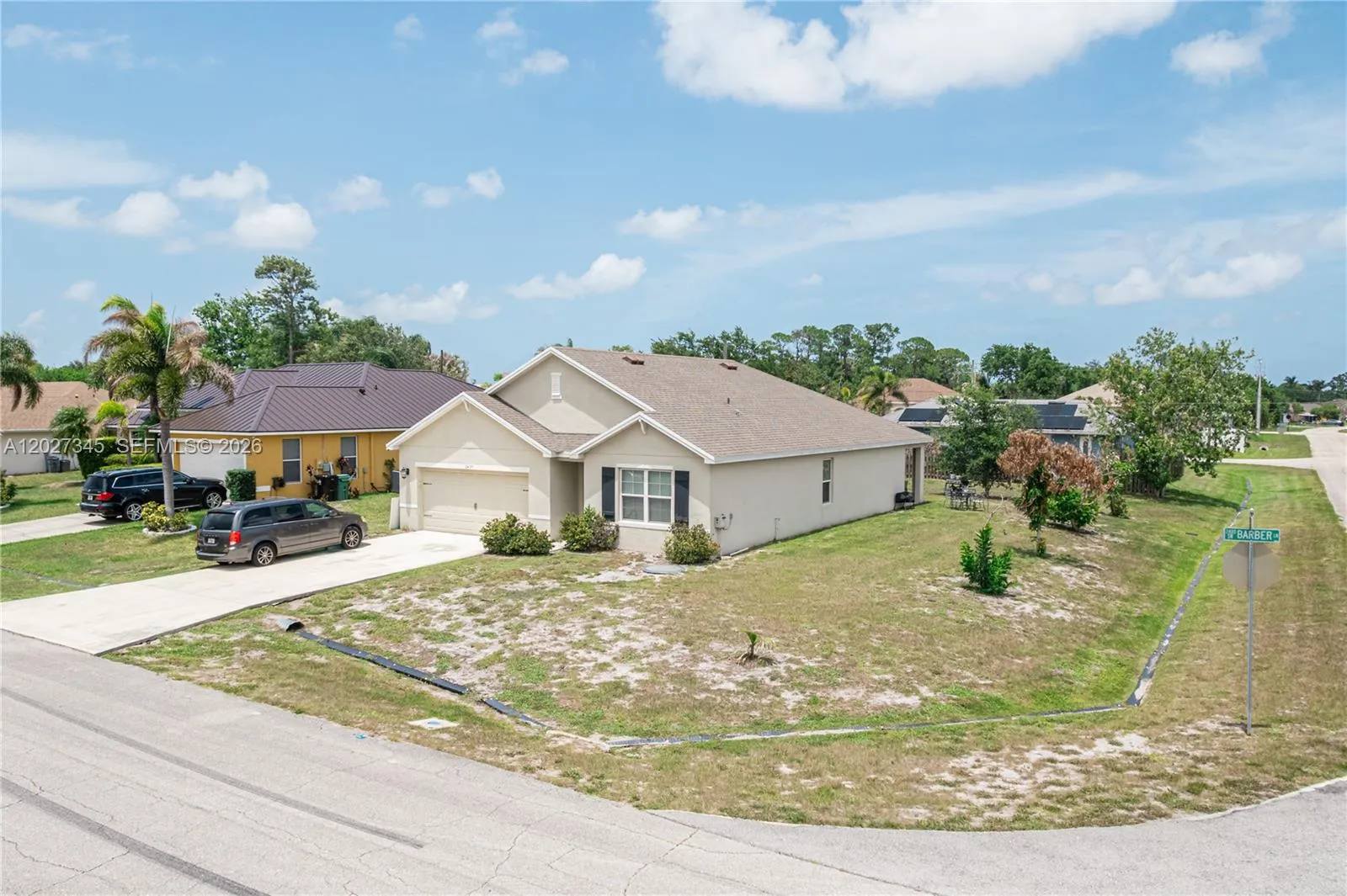 2497 SW Barber Ln, Port St. Lucie FL 34984