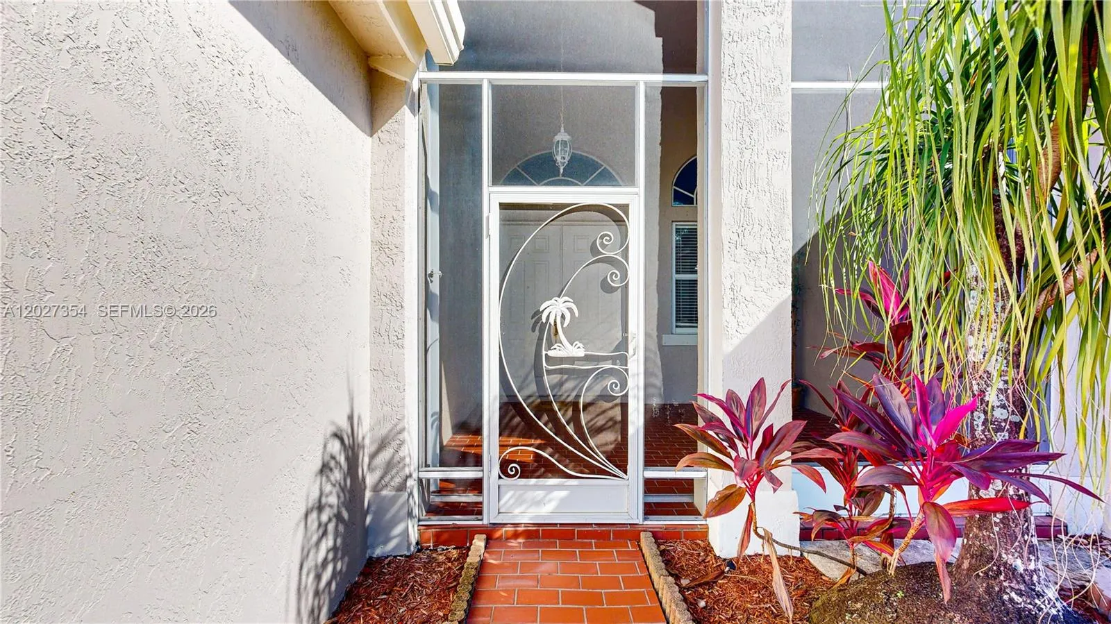 2835 Fairways Dr, Homestead FL 33035