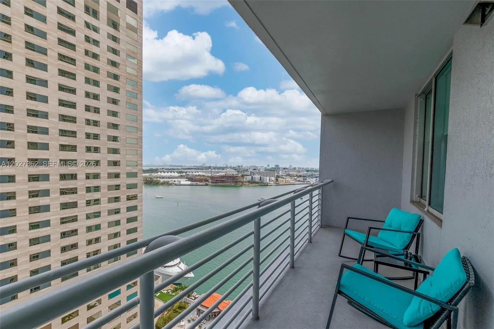 335 S Biscayne Blvd # 2402, Miami FL 33131