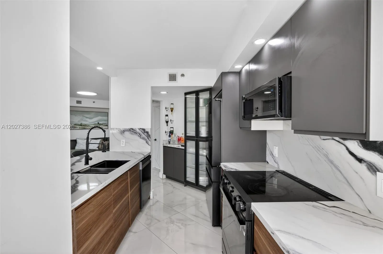 1000 Island Blvd # 1710, Aventura FL 33160