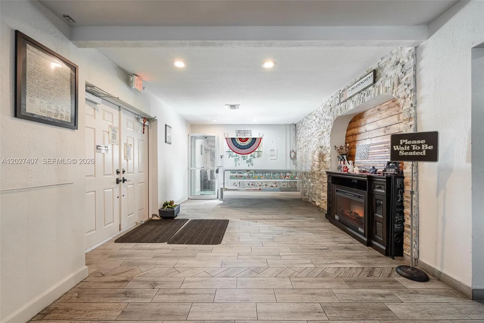 93 S Hall ST, La Belle FL 33935