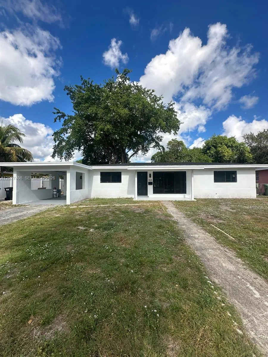 810 Wyoming Ave, Fort Lauderdale FL 33312
