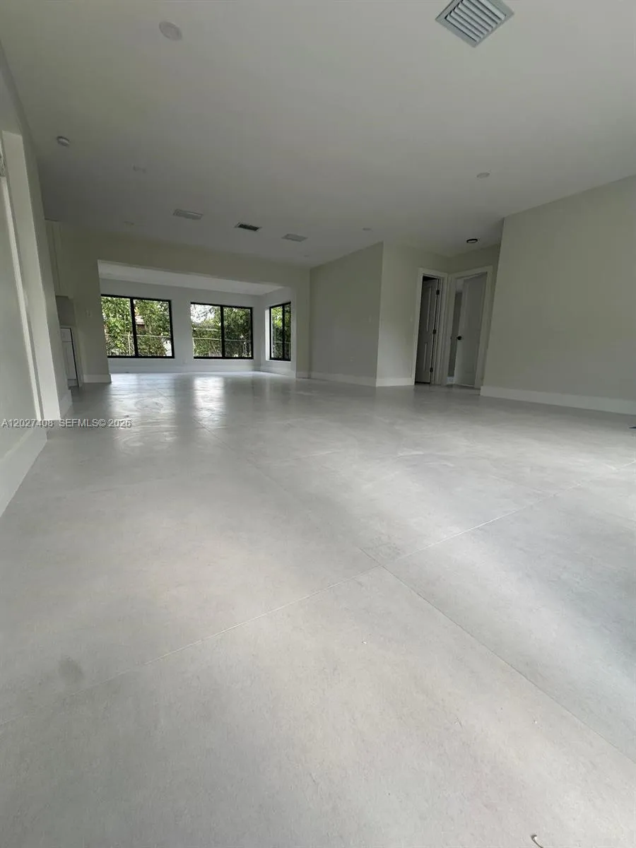 810 Wyoming Ave, Fort Lauderdale FL 33312