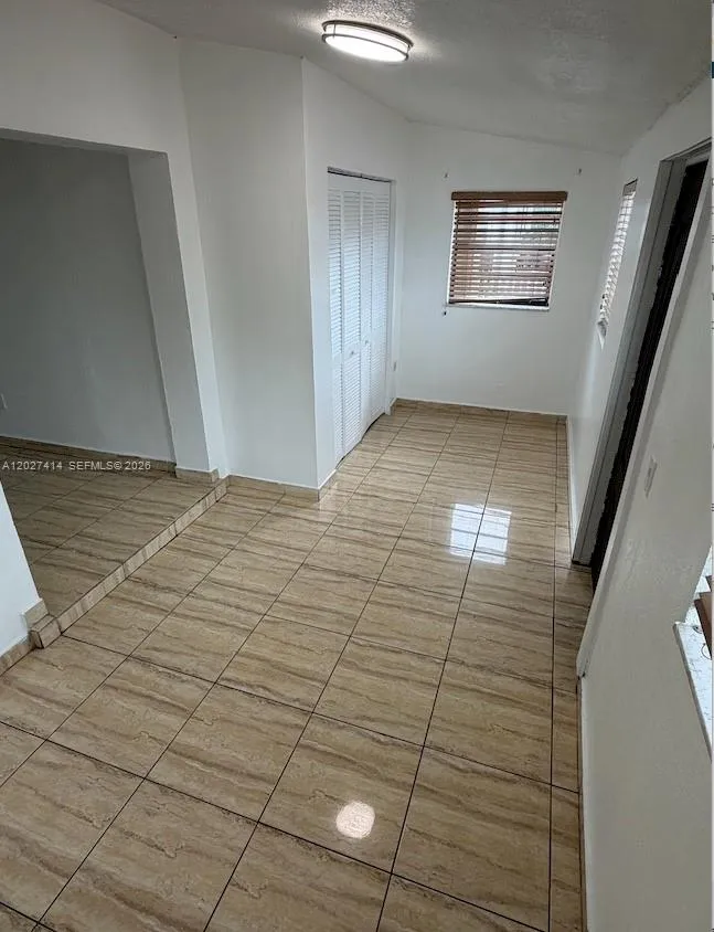 151 W 44th St, Hialeah FL 33012