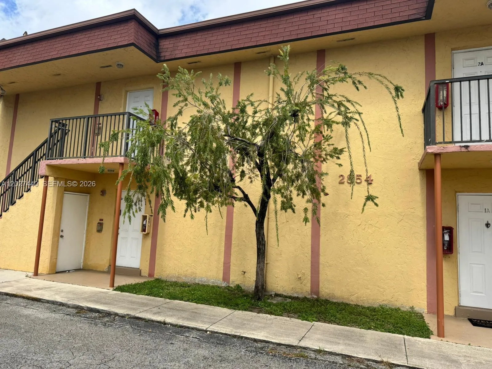 2854 NW 55th Ave # 2B, Lauderhill FL 33313