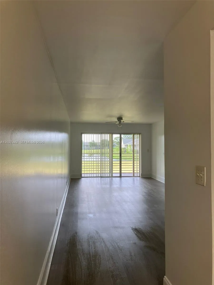 2803 N Course Dr # 203, Pompano Beach FL 33069
