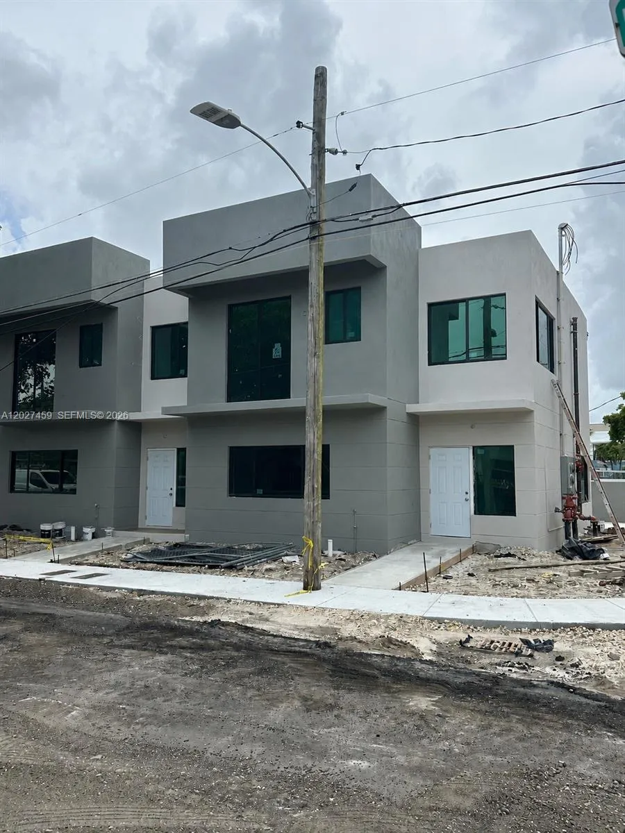 6480 NE 1st Ave # 6470, Miami FL 33150
