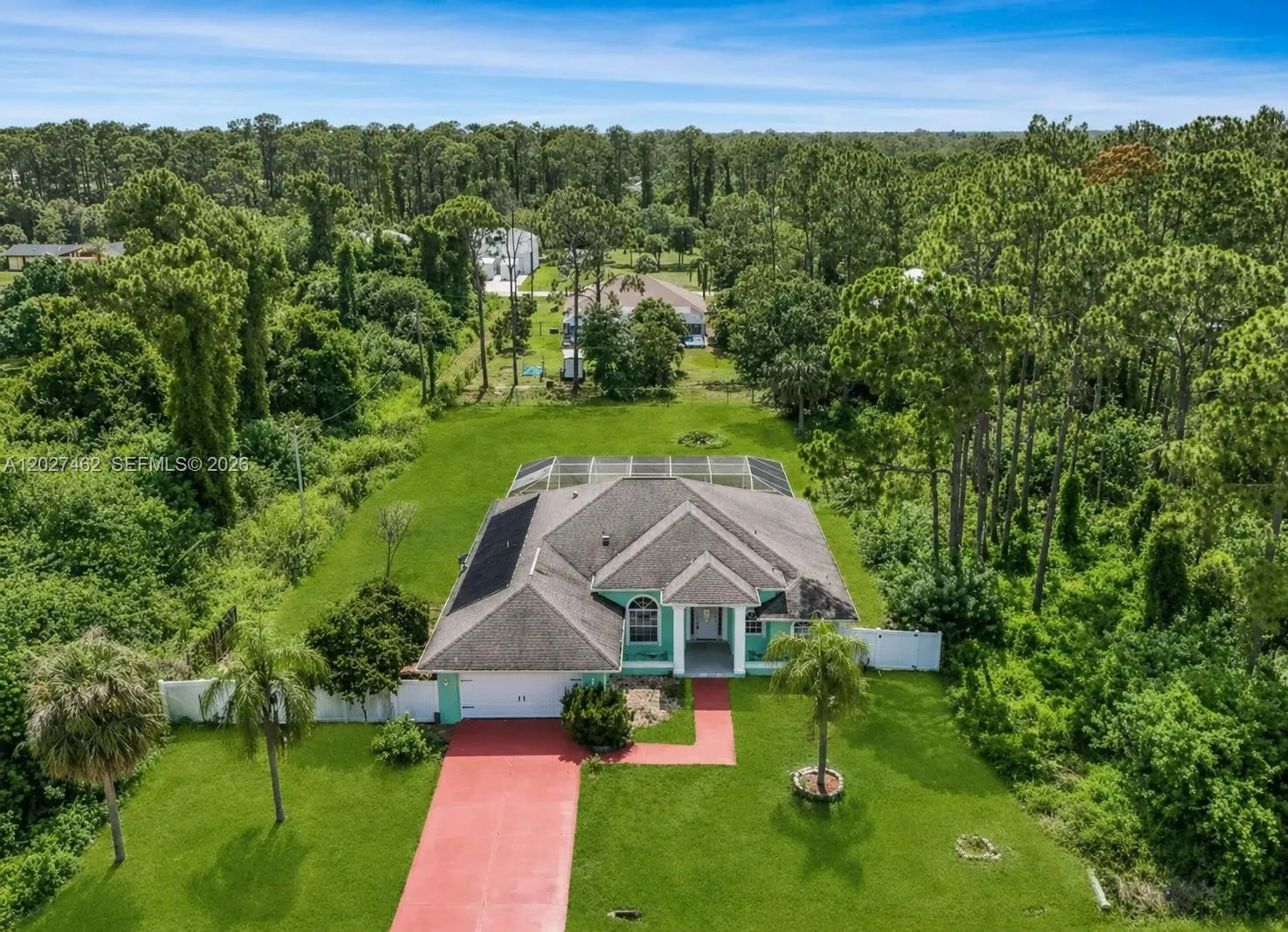 811 Jefferson Ave, Lehigh Acres FL 33936