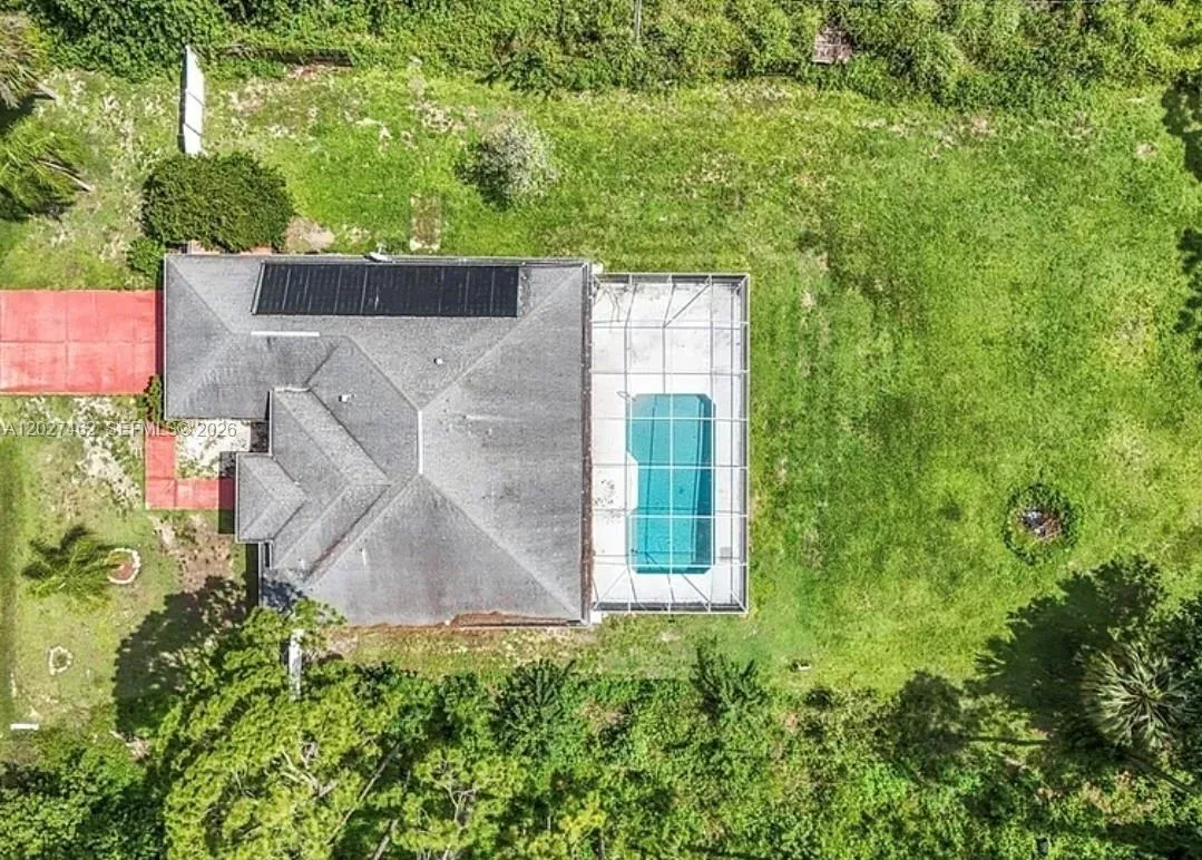 811 Jefferson Ave, Lehigh Acres FL 33936
