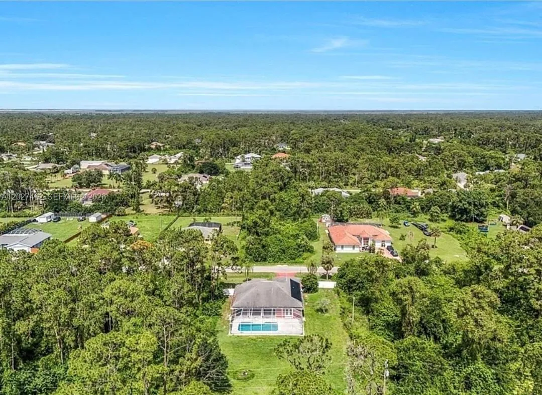 811 Jefferson Ave, Lehigh Acres FL 33936