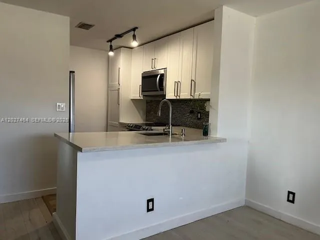 10054 Winding Lake Rd # 201, Sunrise FL 33351